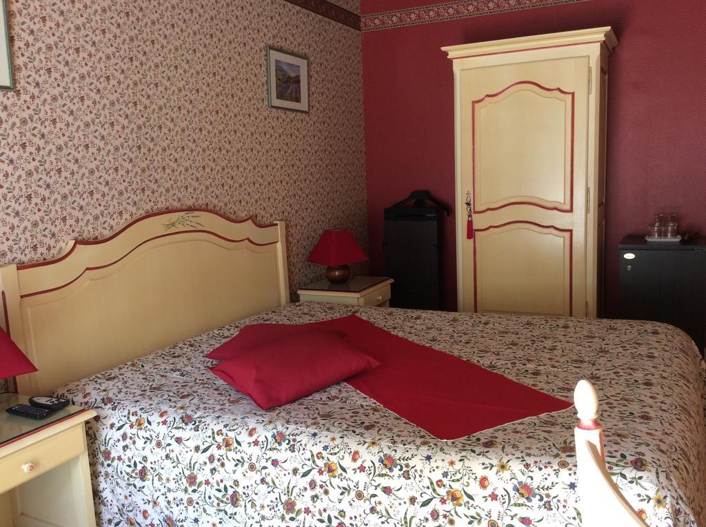 Hotel L'Hacienda à Marguerittes Extérieur photo