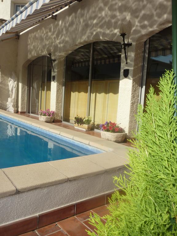 Hotel L'Hacienda à Marguerittes Extérieur photo