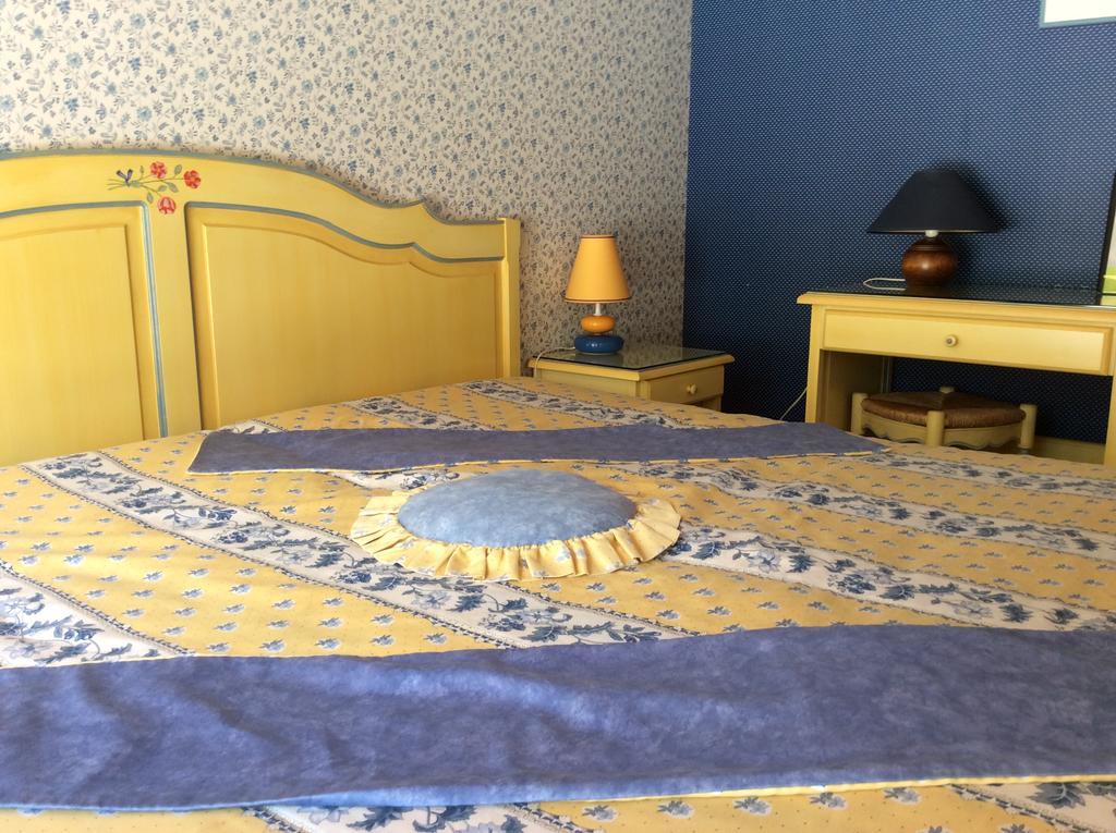 Hotel L'Hacienda à Marguerittes Extérieur photo