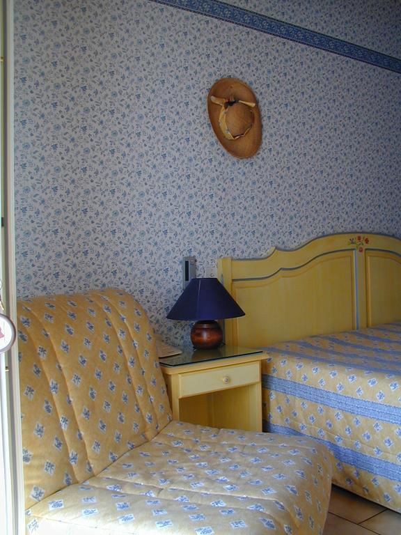 Hotel L'Hacienda à Marguerittes Extérieur photo