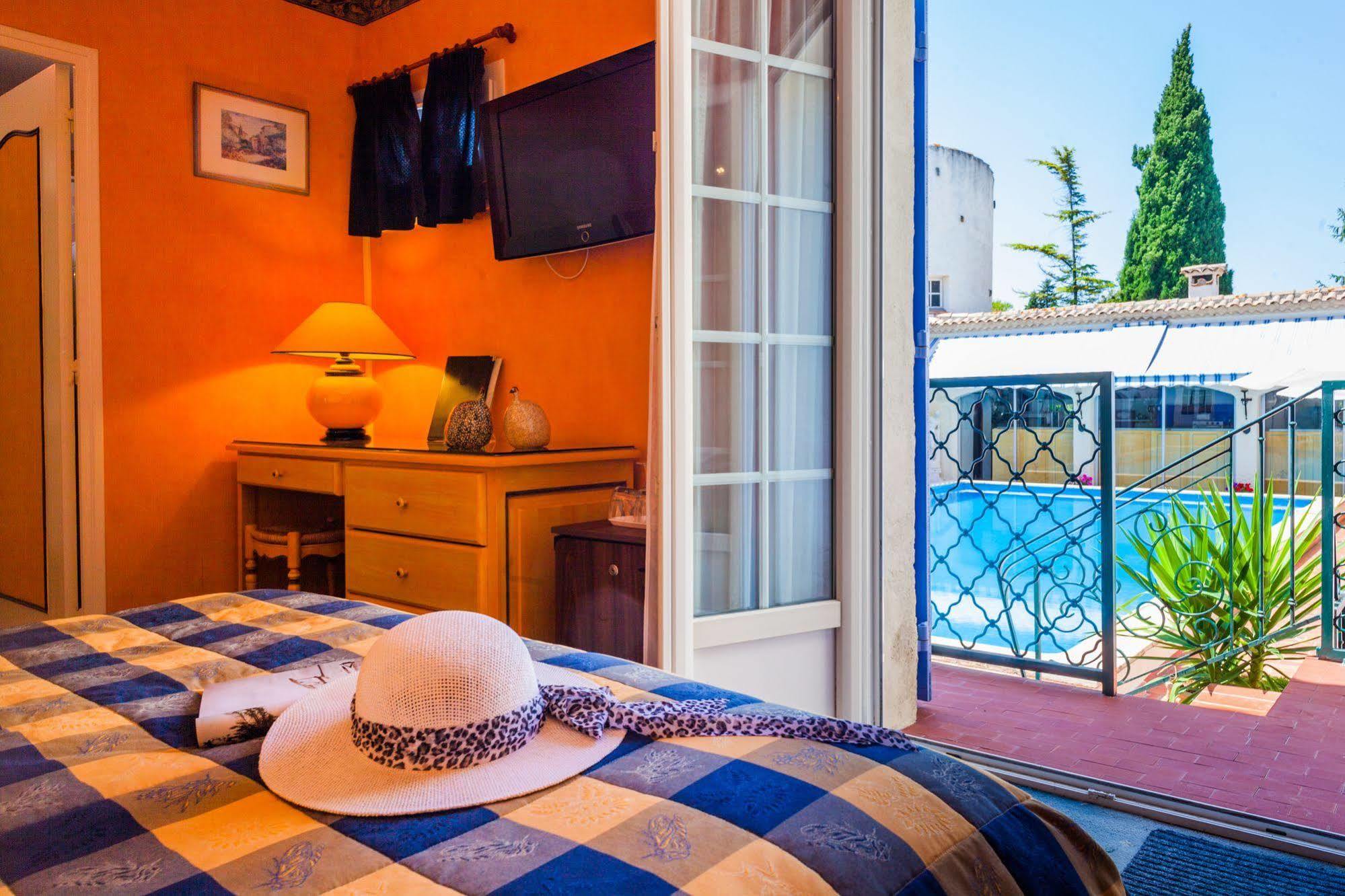 Hotel L'Hacienda à Marguerittes Extérieur photo